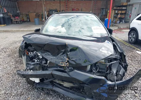 2016 Toyota Corolla Le z USA, uszkodzony, nr VIN 2T1BURHE4GC708754